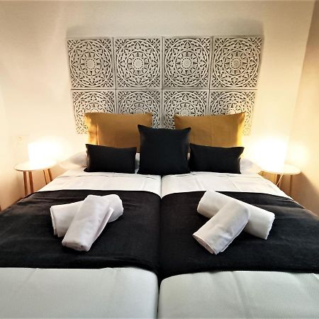 Apartamentos Alma Гранада Екстериор снимка
