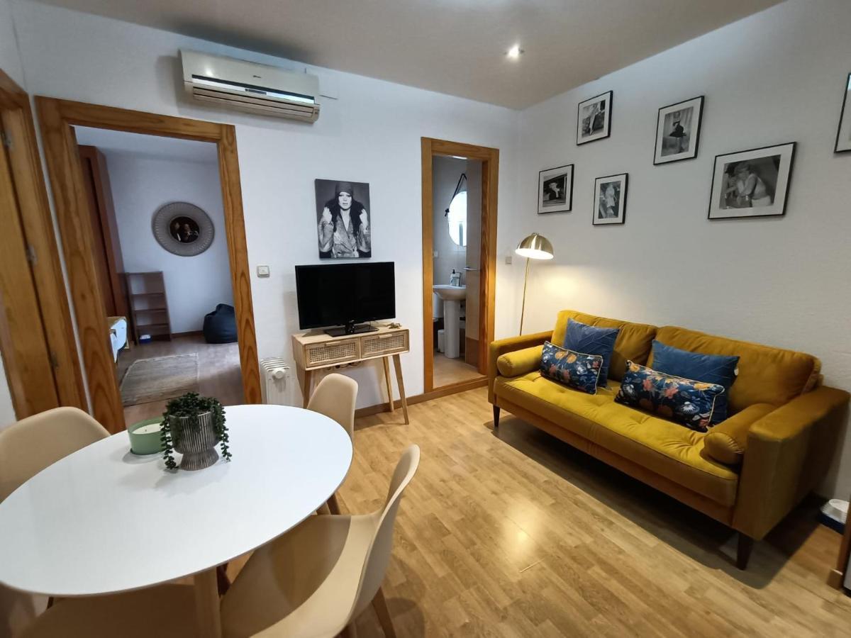 Apartamentos Alma Гранада Екстериор снимка