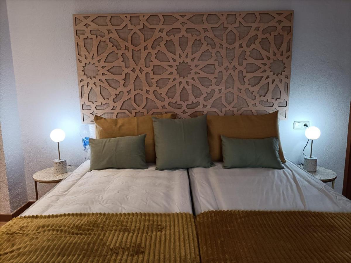 Apartamentos Alma Гранада Екстериор снимка